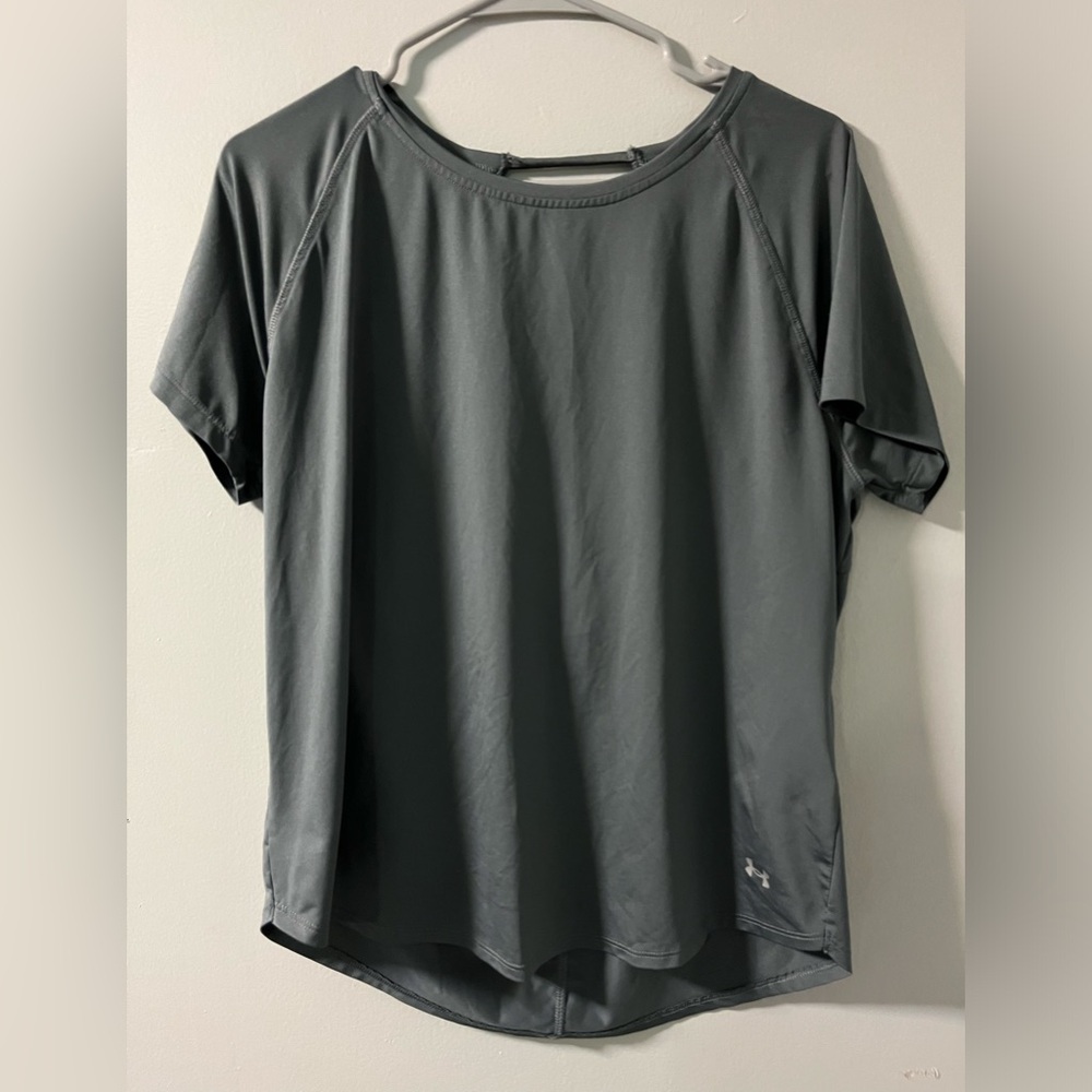 Under armour workout shirt